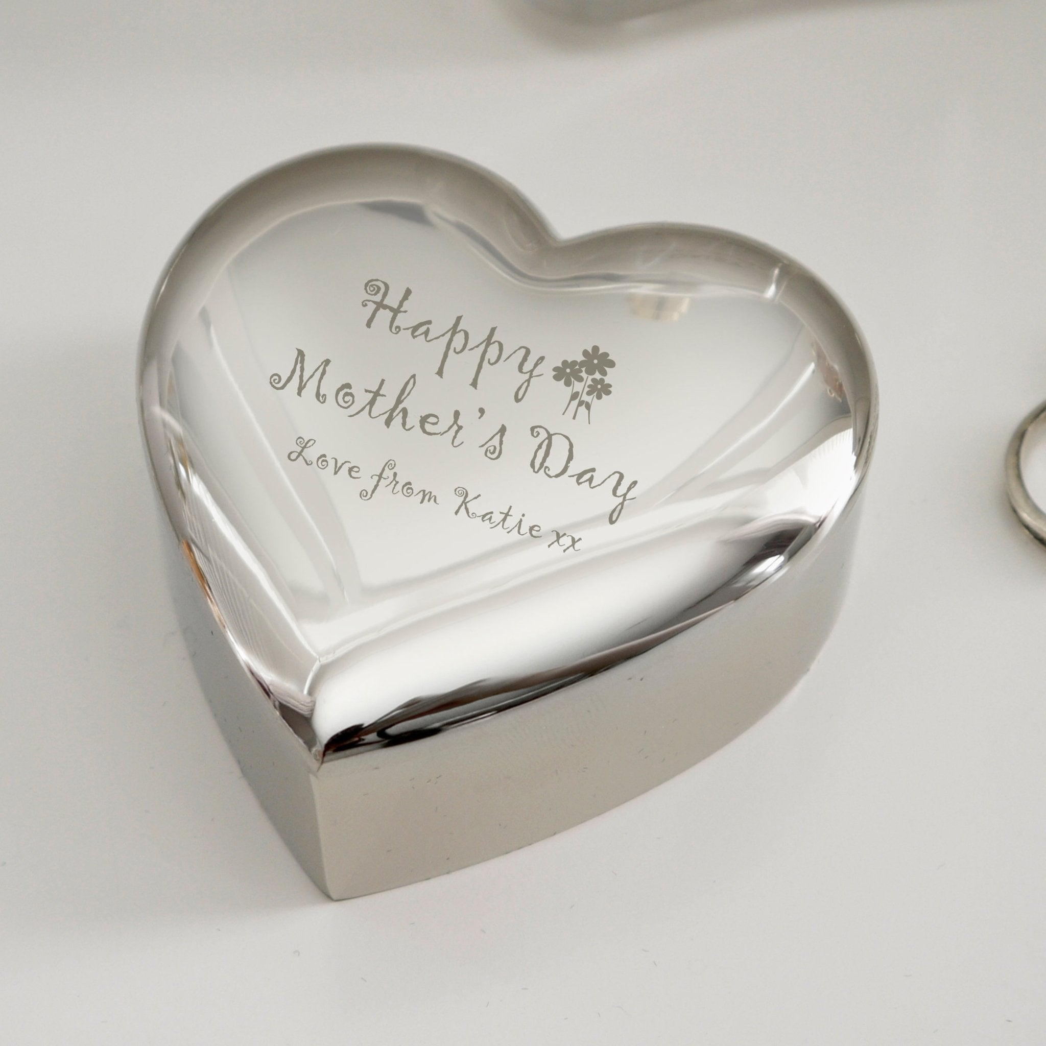 Personalised Happy Mothers Day Heart Trinket Box - Maker Mark Personalised Gifts